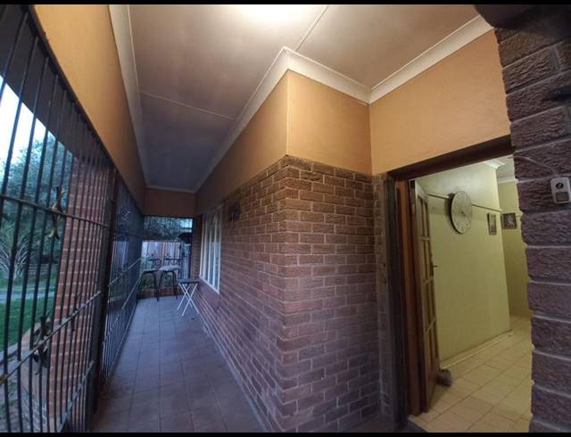 3 BEDROOM HOUSE FOR SALE IN PRETORIA GARDENS